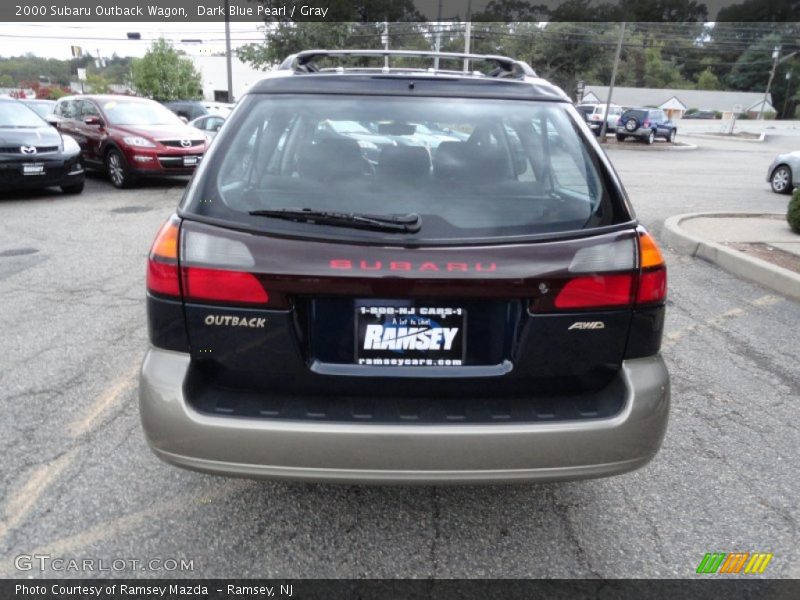 Dark Blue Pearl / Gray 2000 Subaru Outback Wagon