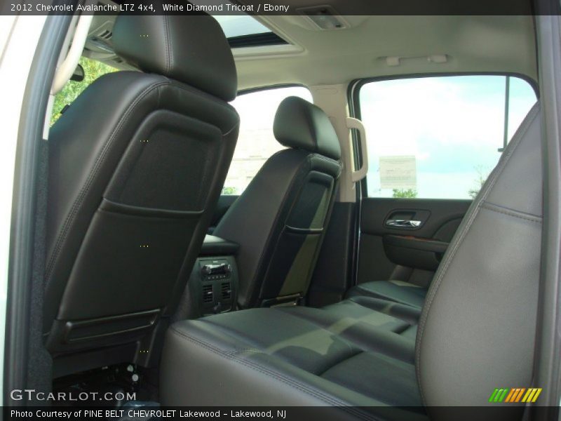 White Diamond Tricoat / Ebony 2012 Chevrolet Avalanche LTZ 4x4