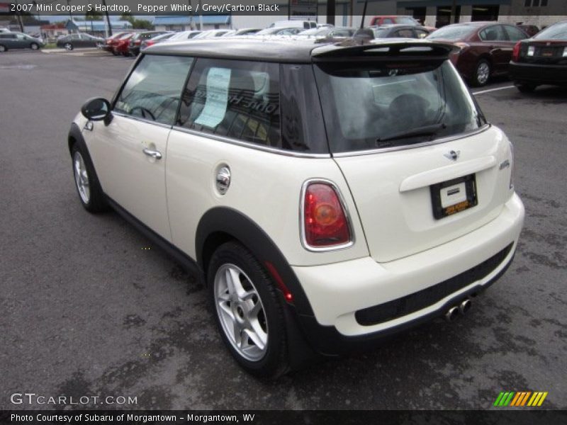 Pepper White / Grey/Carbon Black 2007 Mini Cooper S Hardtop