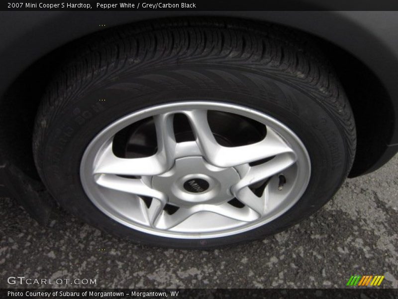 Pepper White / Grey/Carbon Black 2007 Mini Cooper S Hardtop