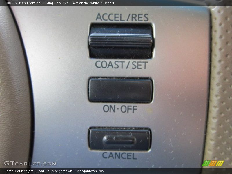 Avalanche White / Desert 2005 Nissan Frontier SE King Cab 4x4