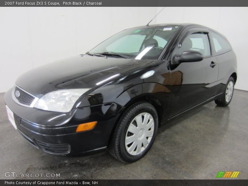Pitch Black / Charcoal 2007 Ford Focus ZX3 S Coupe