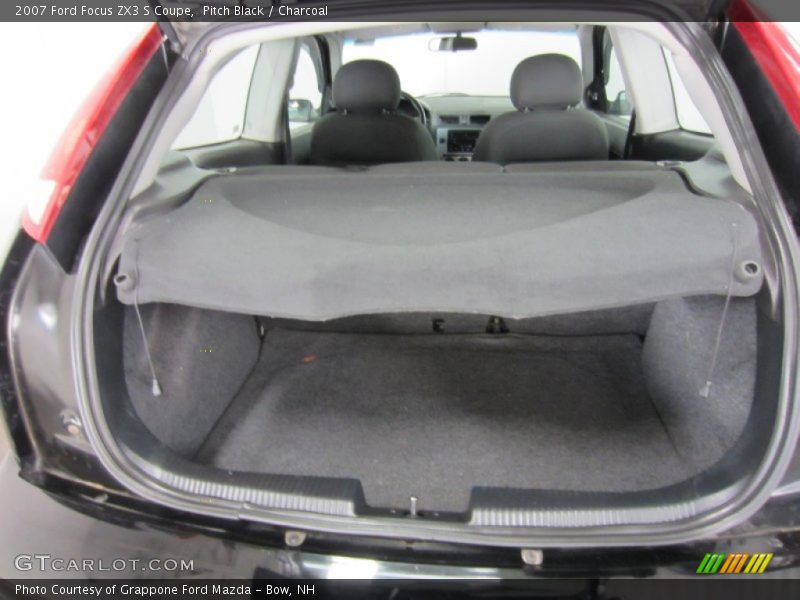  2007 Focus ZX3 S Coupe Trunk