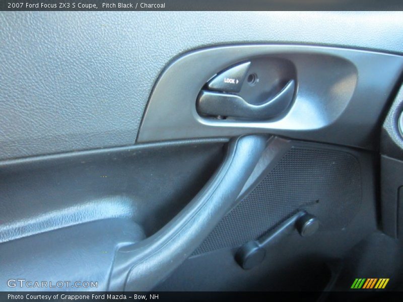 Pitch Black / Charcoal 2007 Ford Focus ZX3 S Coupe