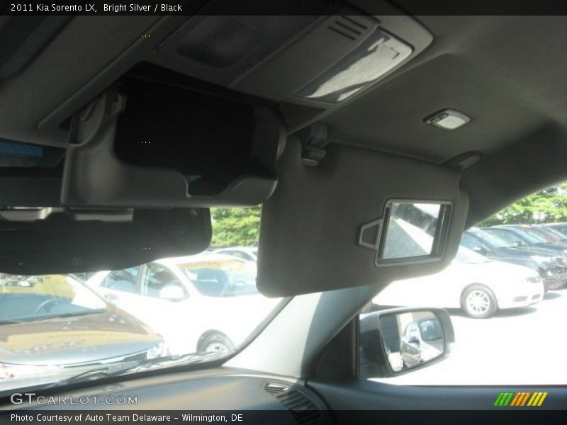 Bright Silver / Black 2011 Kia Sorento LX