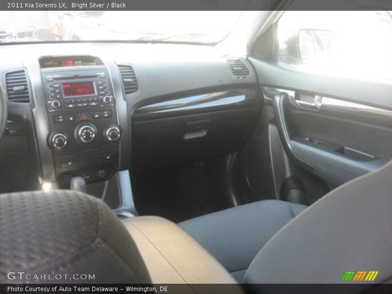 Bright Silver / Black 2011 Kia Sorento LX