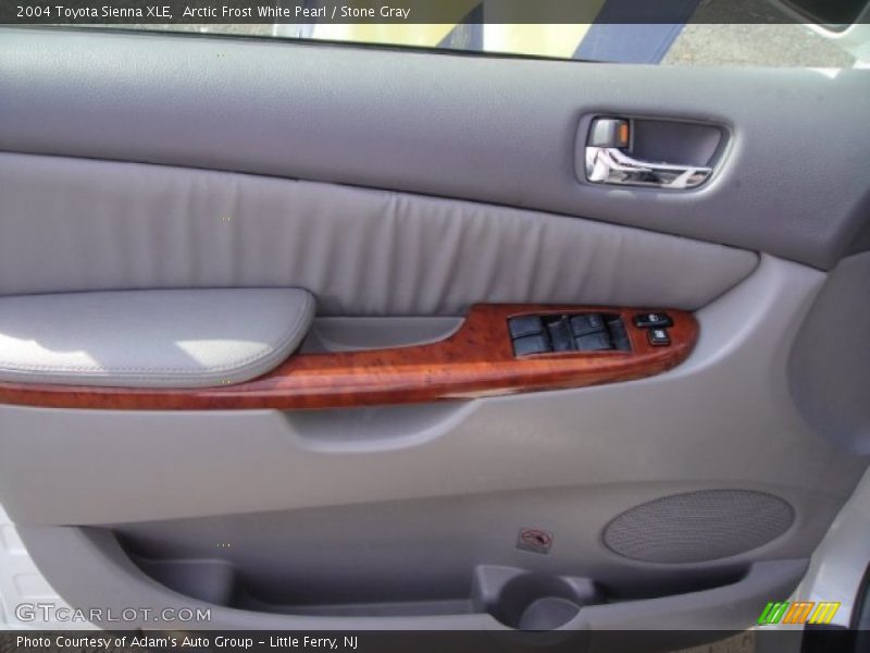 Arctic Frost White Pearl / Stone Gray 2004 Toyota Sienna XLE