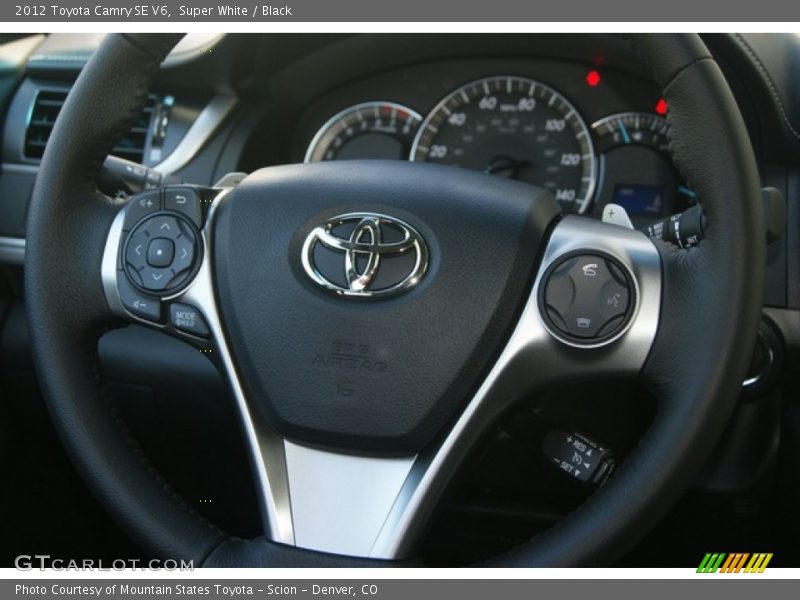 Super White / Black 2012 Toyota Camry SE V6