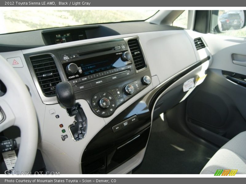 Dashboard of 2012 Sienna LE AWD