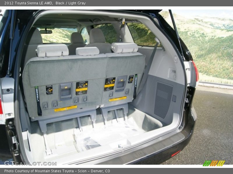  2012 Sienna LE AWD Trunk