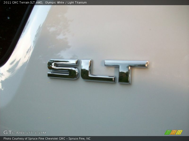  2011 Terrain SLT AWD Logo