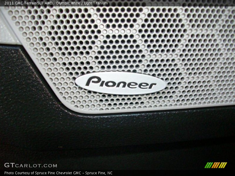 Audio System of 2011 Terrain SLT AWD