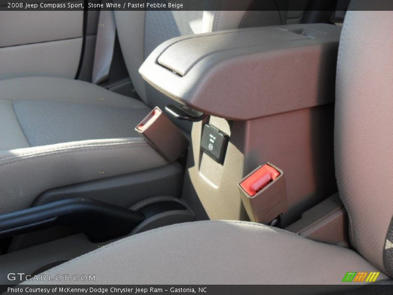 Stone White / Pastel Pebble Beige 2008 Jeep Compass Sport