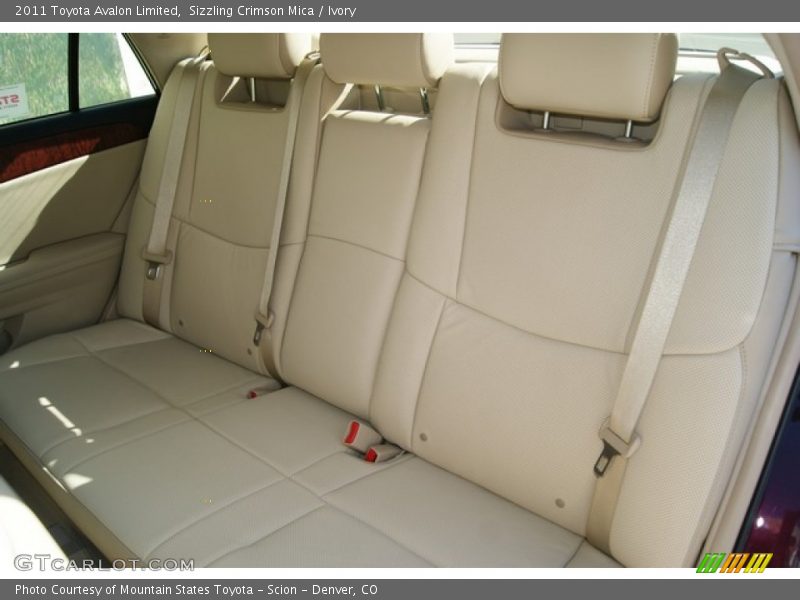 Sizzling Crimson Mica / Ivory 2011 Toyota Avalon Limited