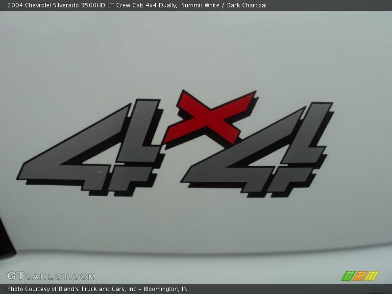 Summit White / Dark Charcoal 2004 Chevrolet Silverado 3500HD LT Crew Cab 4x4 Dually