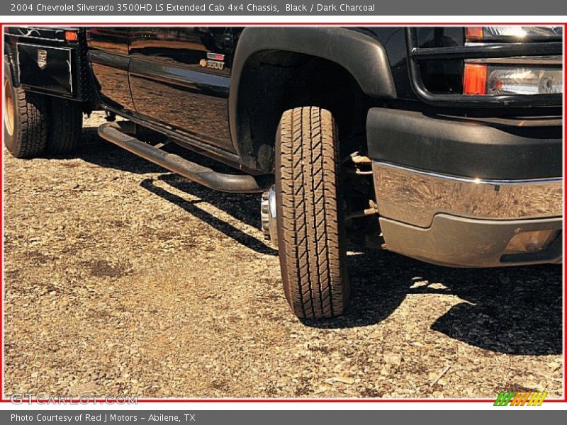 Black / Dark Charcoal 2004 Chevrolet Silverado 3500HD LS Extended Cab 4x4 Chassis