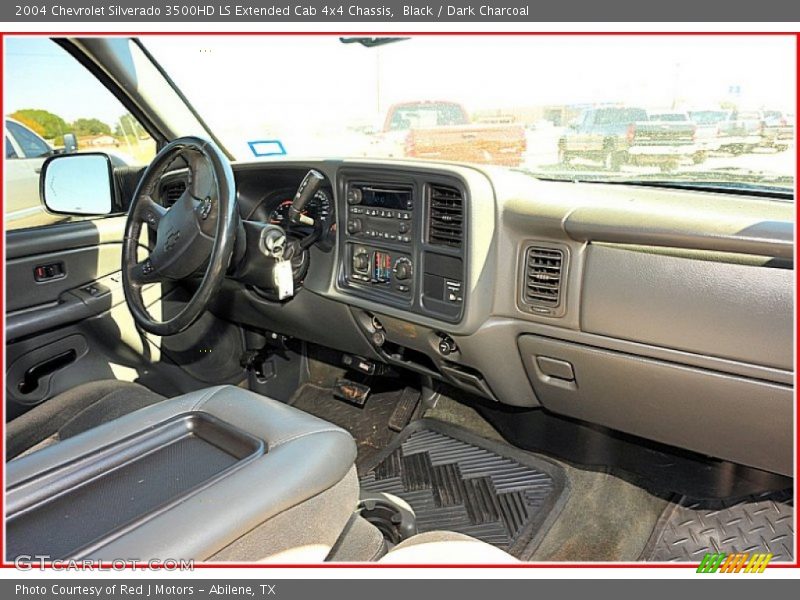 Black / Dark Charcoal 2004 Chevrolet Silverado 3500HD LS Extended Cab 4x4 Chassis