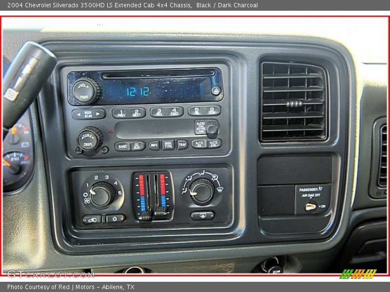 Black / Dark Charcoal 2004 Chevrolet Silverado 3500HD LS Extended Cab 4x4 Chassis