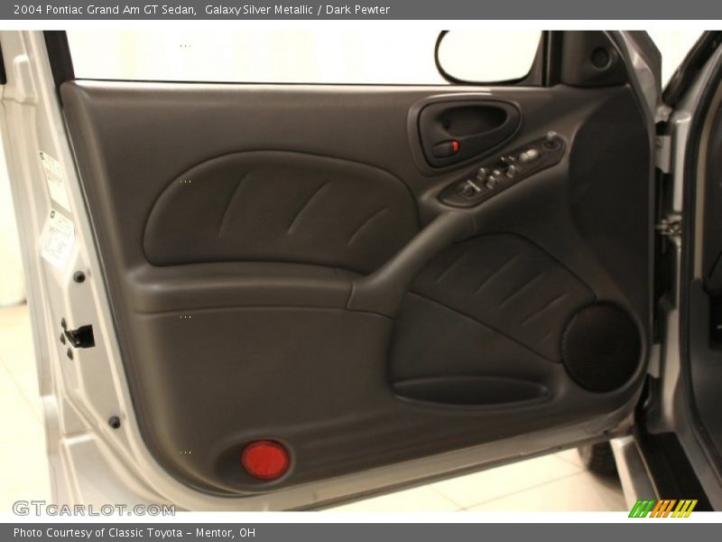 Door Panel of 2004 Grand Am GT Sedan