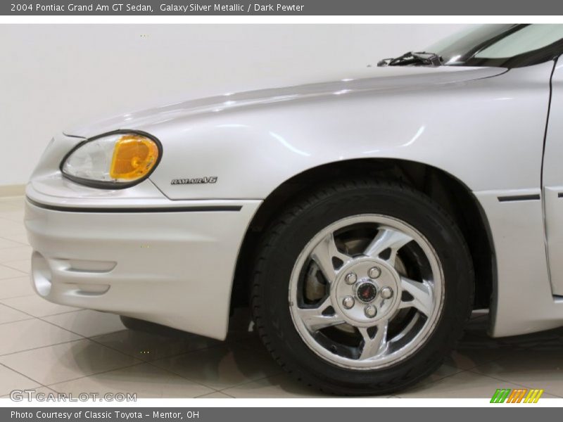 Galaxy Silver Metallic / Dark Pewter 2004 Pontiac Grand Am GT Sedan
