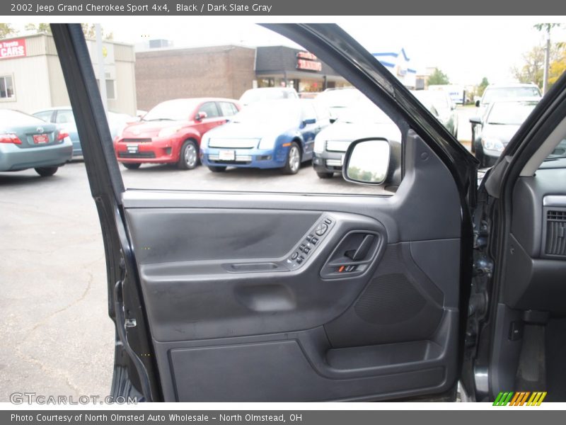 Door Panel of 2002 Grand Cherokee Sport 4x4