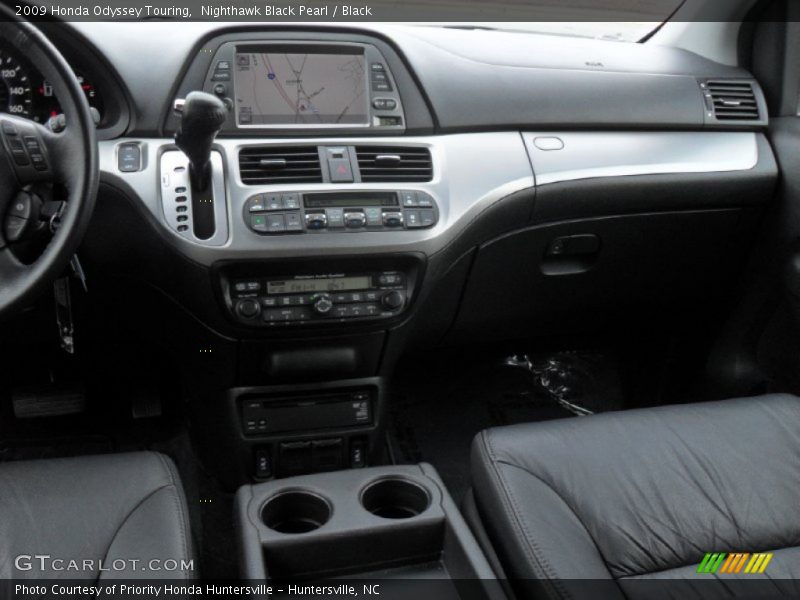 Nighthawk Black Pearl / Black 2009 Honda Odyssey Touring