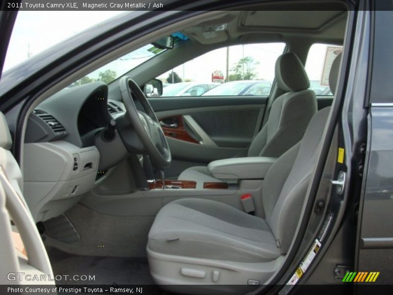 Magnetic Gray Metallic / Ash 2011 Toyota Camry XLE