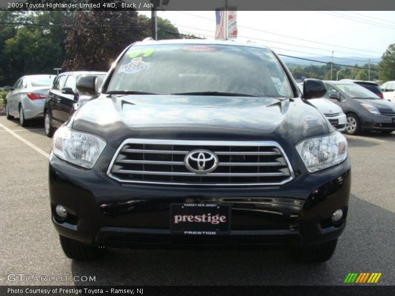 Black / Ash 2009 Toyota Highlander Limited 4WD