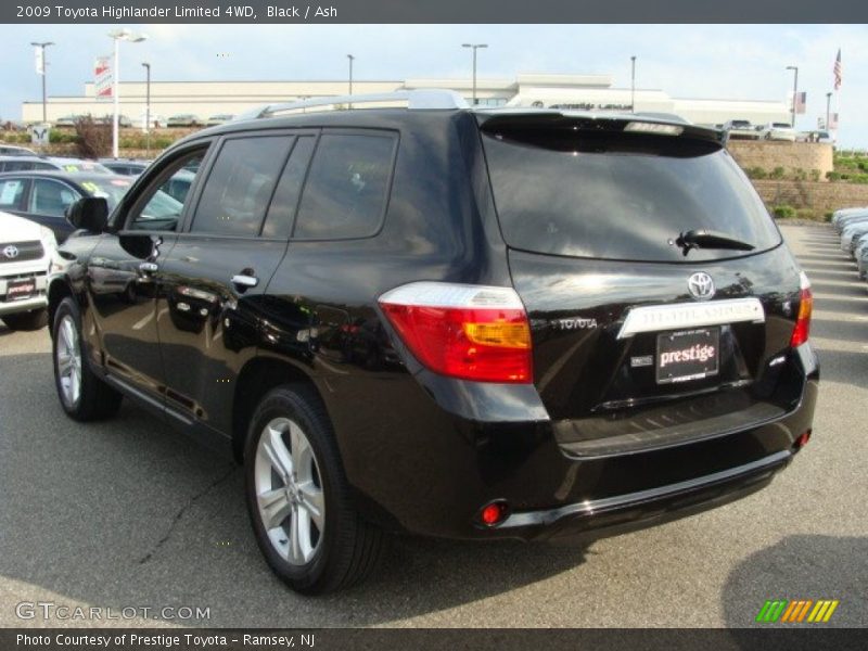 Black / Ash 2009 Toyota Highlander Limited 4WD