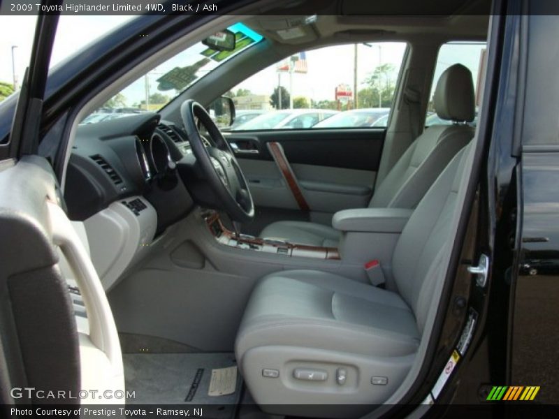 Black / Ash 2009 Toyota Highlander Limited 4WD