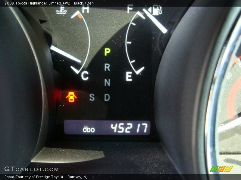 Black / Ash 2009 Toyota Highlander Limited 4WD
