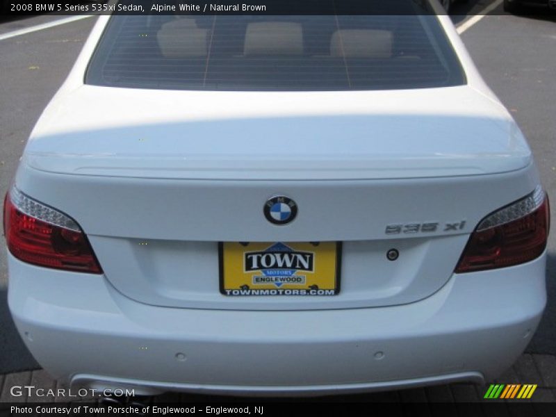 Alpine White / Natural Brown 2008 BMW 5 Series 535xi Sedan