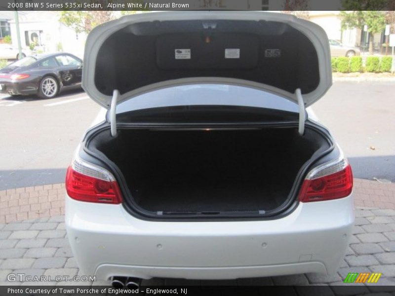 Alpine White / Natural Brown 2008 BMW 5 Series 535xi Sedan