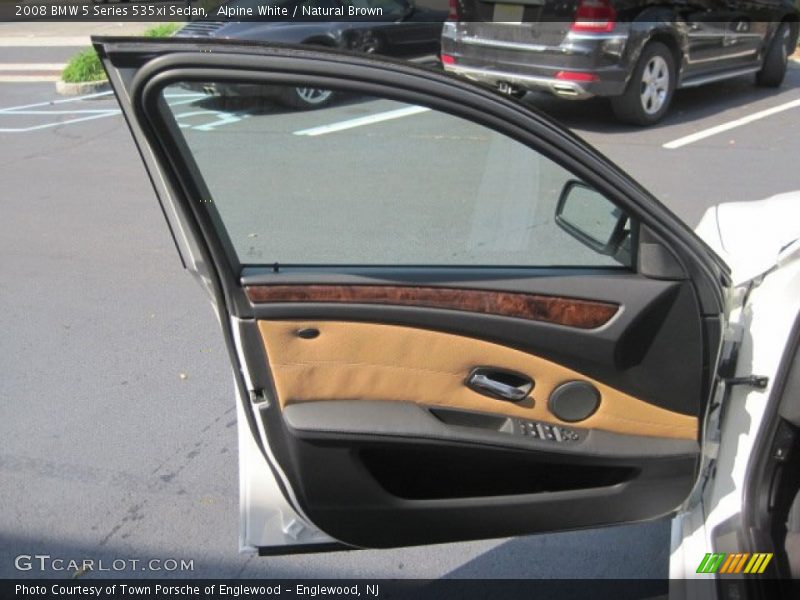 Alpine White / Natural Brown 2008 BMW 5 Series 535xi Sedan