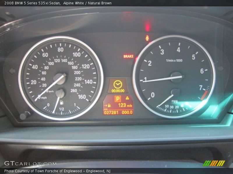 Alpine White / Natural Brown 2008 BMW 5 Series 535xi Sedan