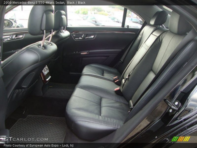 Black / Black 2009 Mercedes-Benz S 550 4Matic Sedan
