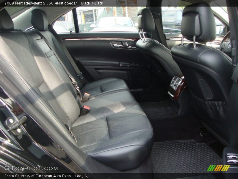 Black / Black 2009 Mercedes-Benz S 550 4Matic Sedan