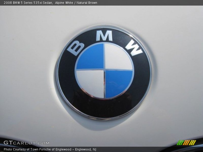 Alpine White / Natural Brown 2008 BMW 5 Series 535xi Sedan