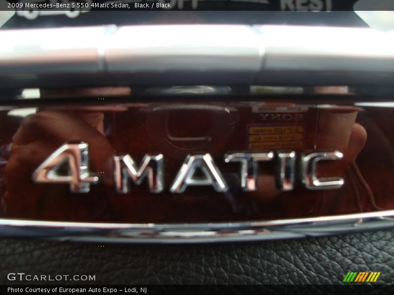Black / Black 2009 Mercedes-Benz S 550 4Matic Sedan