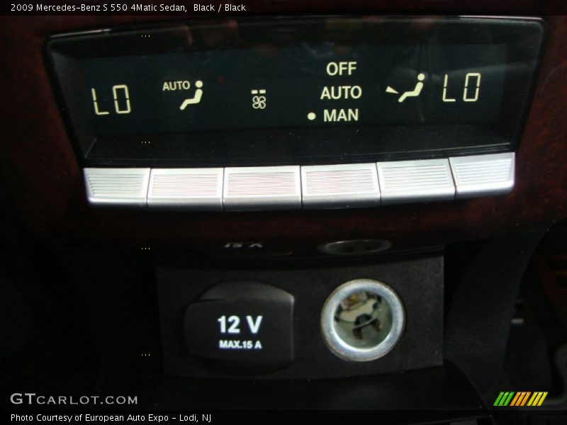 Black / Black 2009 Mercedes-Benz S 550 4Matic Sedan