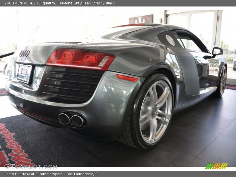 Daytona Grey Pearl Effect / Black 2008 Audi R8 4.2 FSI quattro