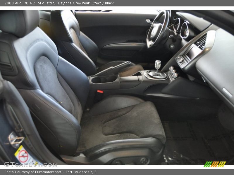  2008 R8 4.2 FSI quattro Black Interior
