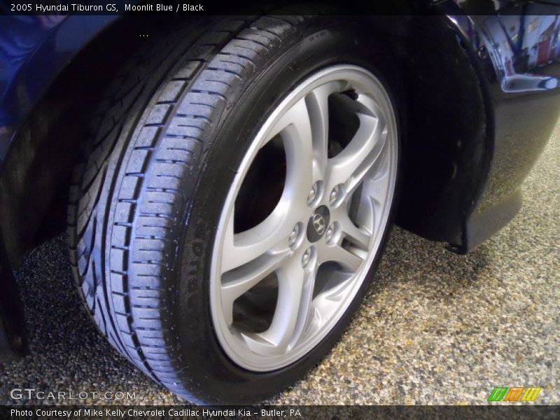  2005 Tiburon GS Wheel