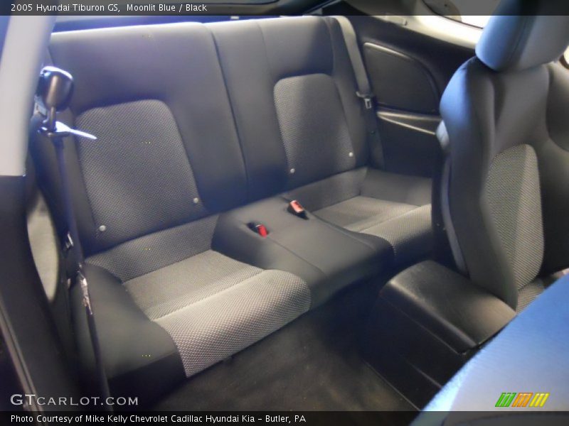  2005 Tiburon GS Black Interior