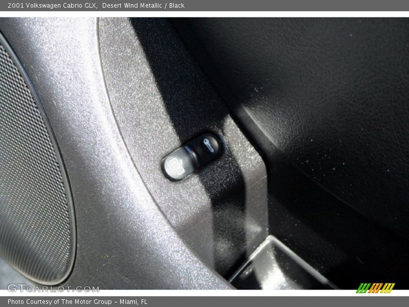 Desert Wind Metallic / Black 2001 Volkswagen Cabrio GLX