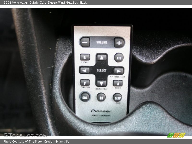 Desert Wind Metallic / Black 2001 Volkswagen Cabrio GLX