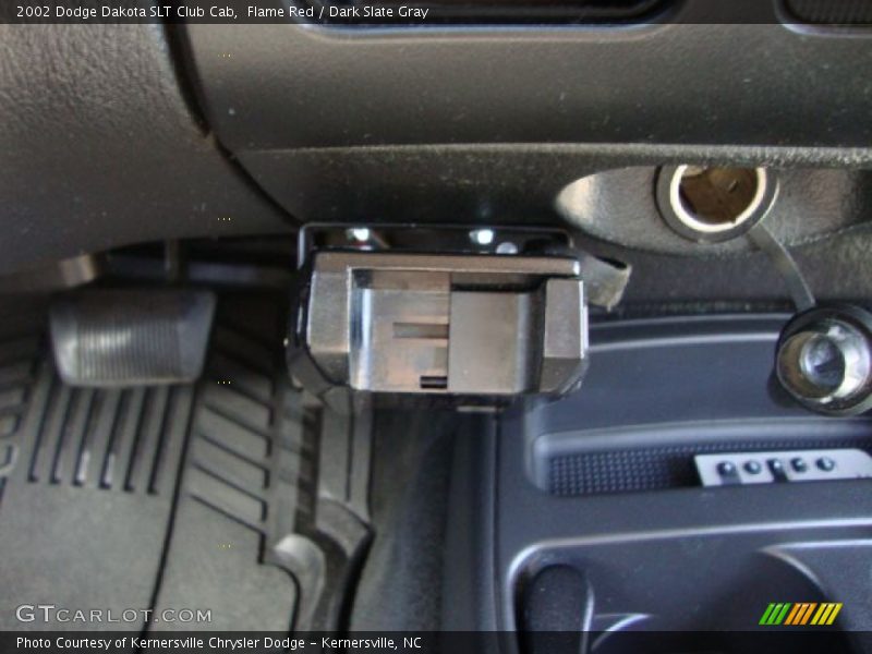 Flame Red / Dark Slate Gray 2002 Dodge Dakota SLT Club Cab