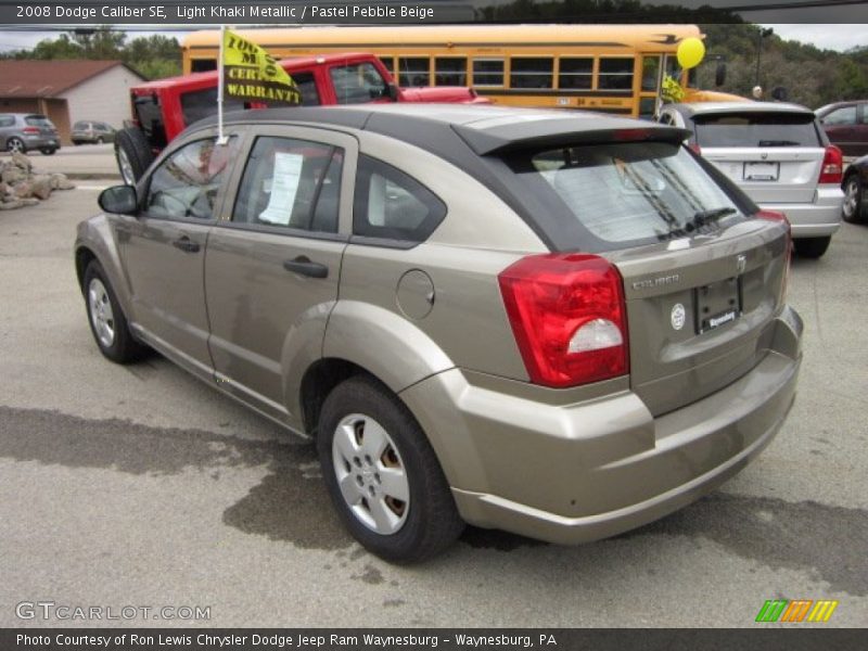 Light Khaki Metallic / Pastel Pebble Beige 2008 Dodge Caliber SE