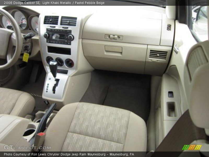 Light Khaki Metallic / Pastel Pebble Beige 2008 Dodge Caliber SE