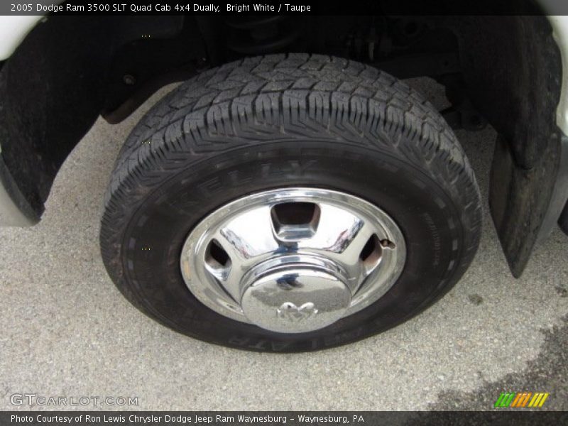 Bright White / Taupe 2005 Dodge Ram 3500 SLT Quad Cab 4x4 Dually